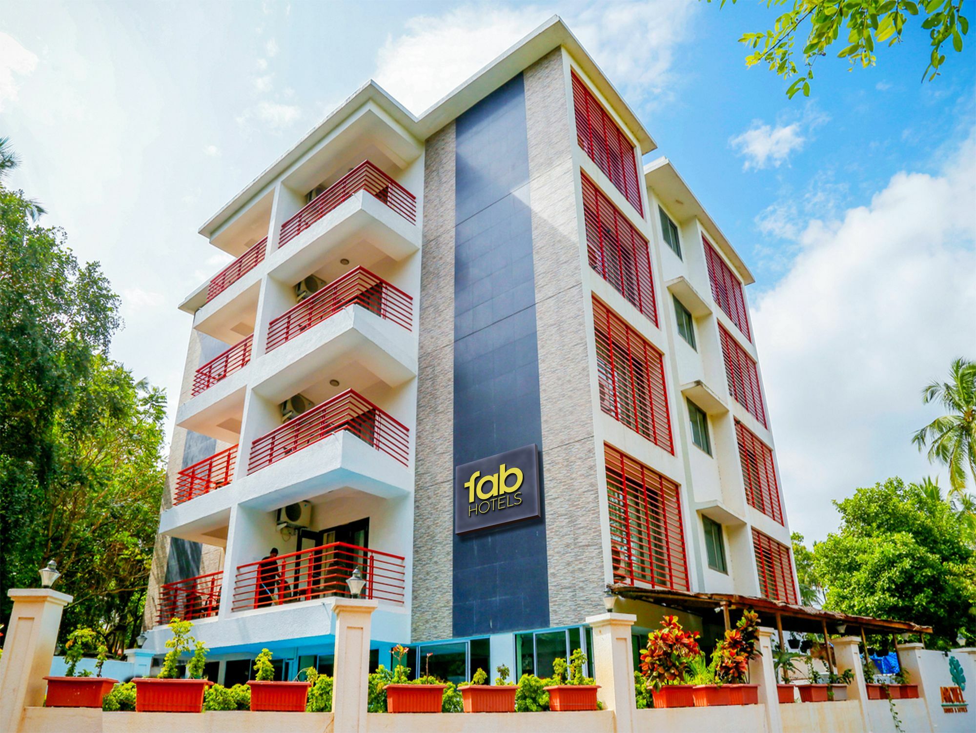 קלנגוטה Arotel Rooms & Suites מראה חיצוני תמונה